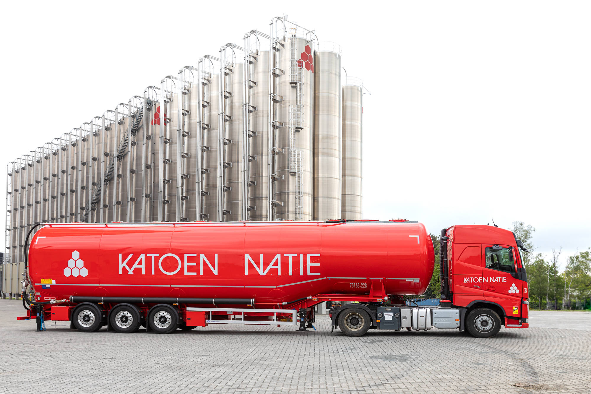 Katoen Natie: empowering 2,000 users with 25,000 assets